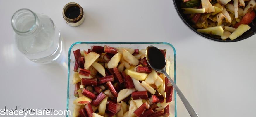 Rhubarb Crumble | Healthy Rhubarb