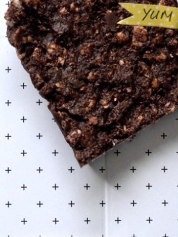 Healthy kids chocolate slice for the kids lunchbox